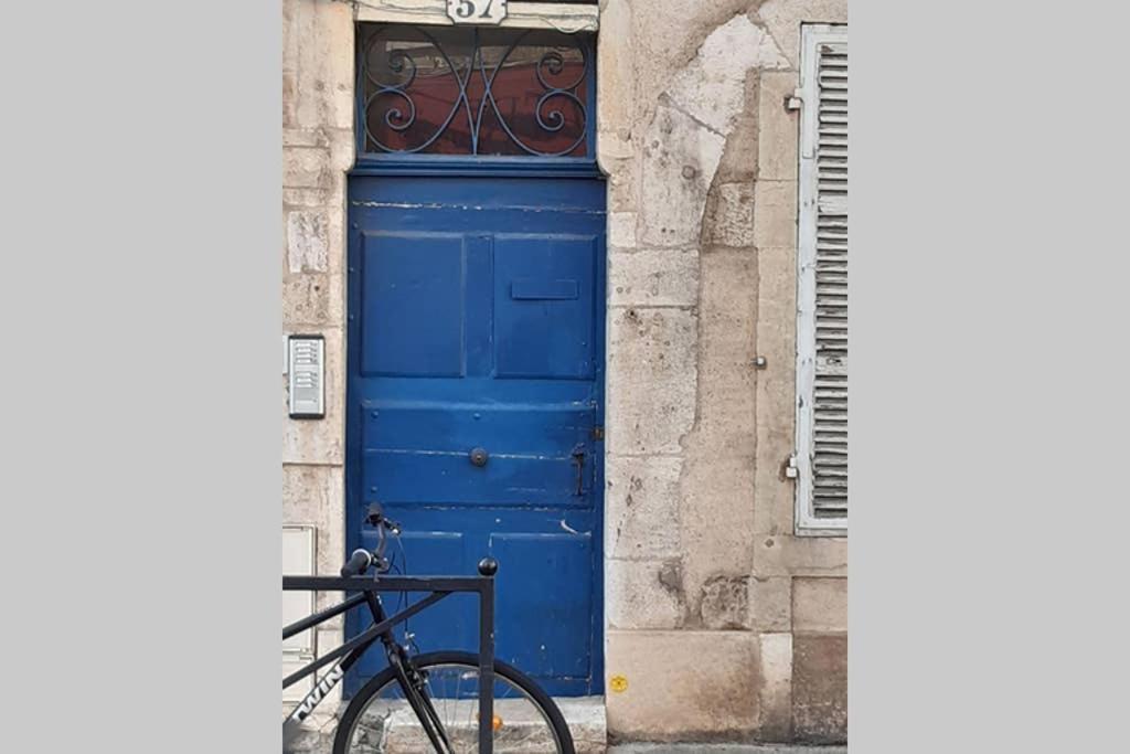 Le Petit Saint Nicolas, En Plein Centre Ville Beaune  Bagian luar foto